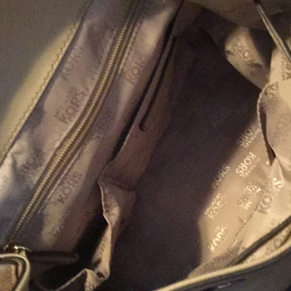 ‼️SOLD‼️ MK backpack 🎒 - Picture 7 of 8